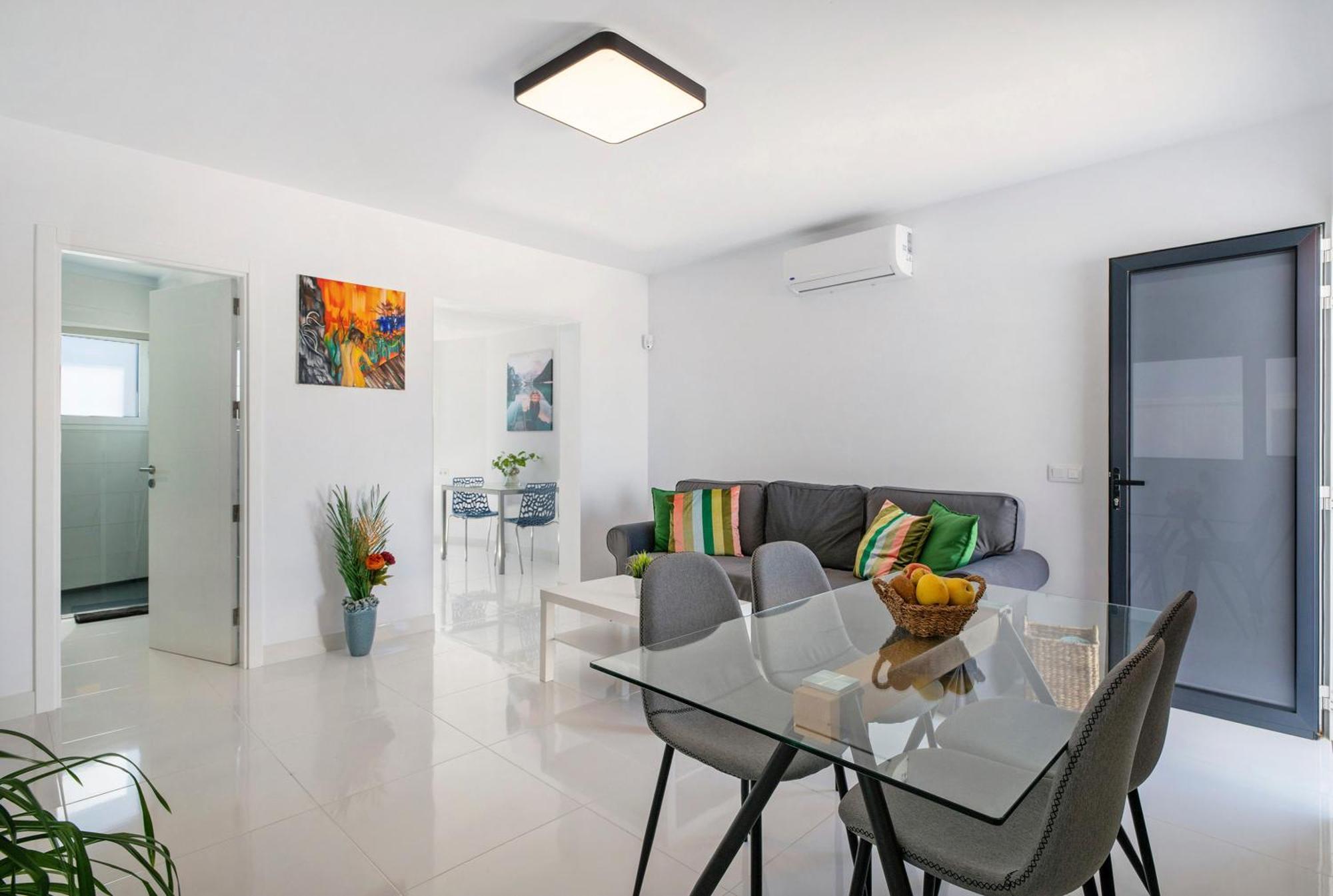 Triton 6 Villa La Santa Luaran gambar